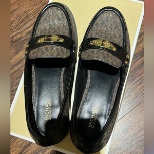 MK Brown Leather Loafers , Rarely worn Size 5.5
